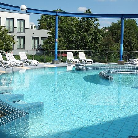 ביטגהיים - ביסינגן Hotel Eberhards Am Wasser מראה חיצוני תמונה